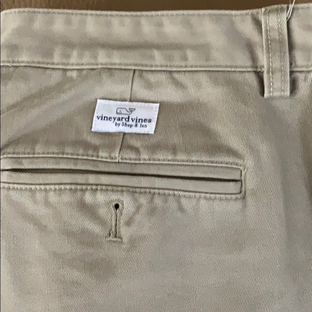 Vineyard Vines club pants